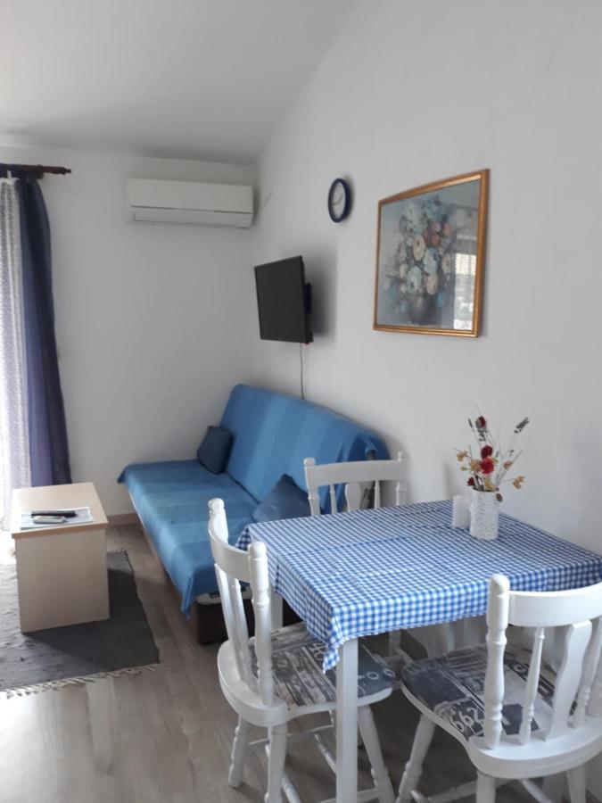 Apartments Barcarola Паг Экстерьер фото